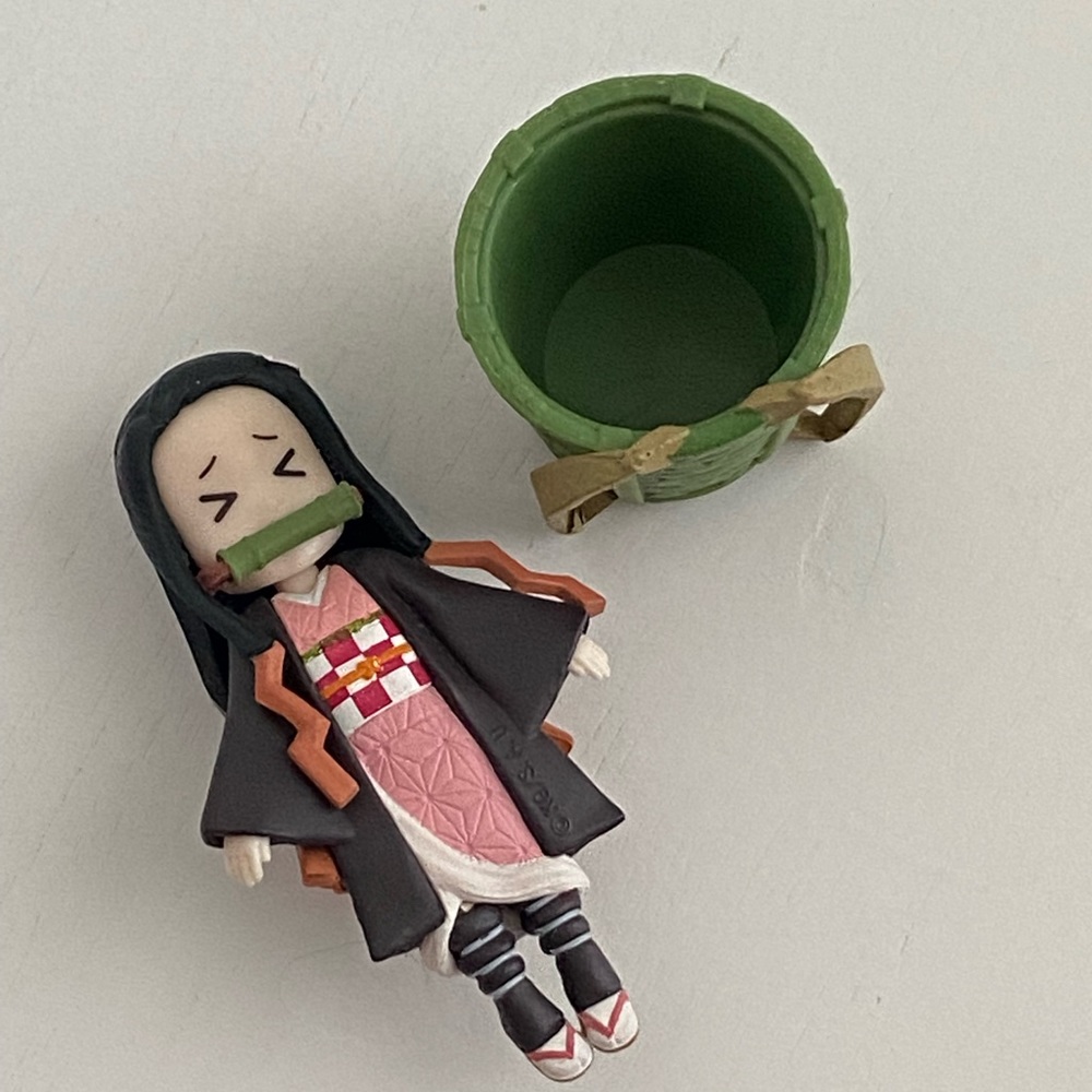 Demon Slayer: Kimetsu No Yaiba Figure Nezuko Kamado Basket Cute